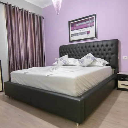 Lord's Center טיראנה